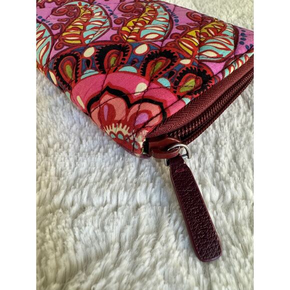 Vera Bradley Pink and Purple Paisley Zipper Wallet - Picture 5 of 6